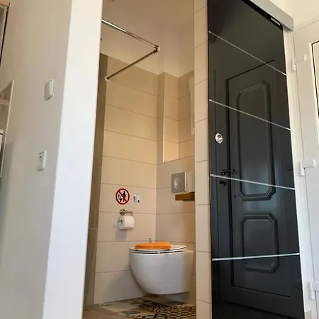 Apartament Nikolaidis House *