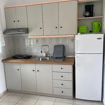 Nikolaidis House Apartment